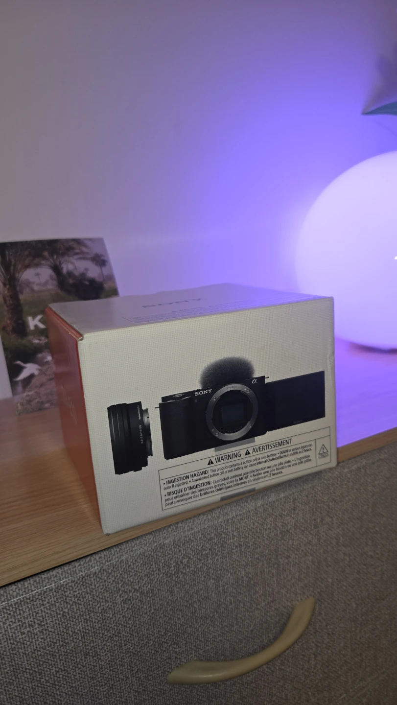 Sony ZV-E10 Mirrorless Camera with 16-50mm Lens