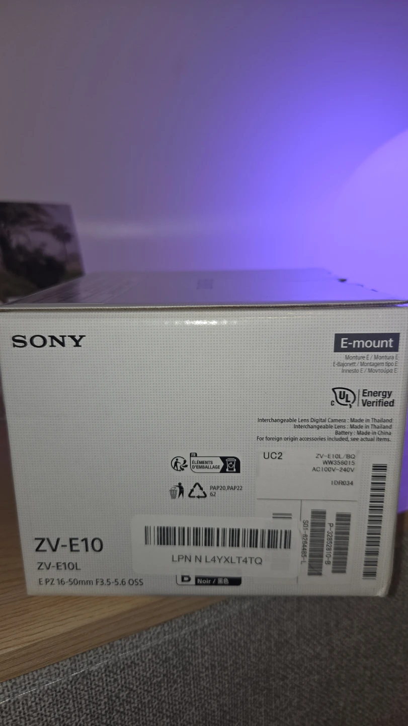 Sony ZV-E10 Mirrorless Camera with 16-50mm Lens - photo 4