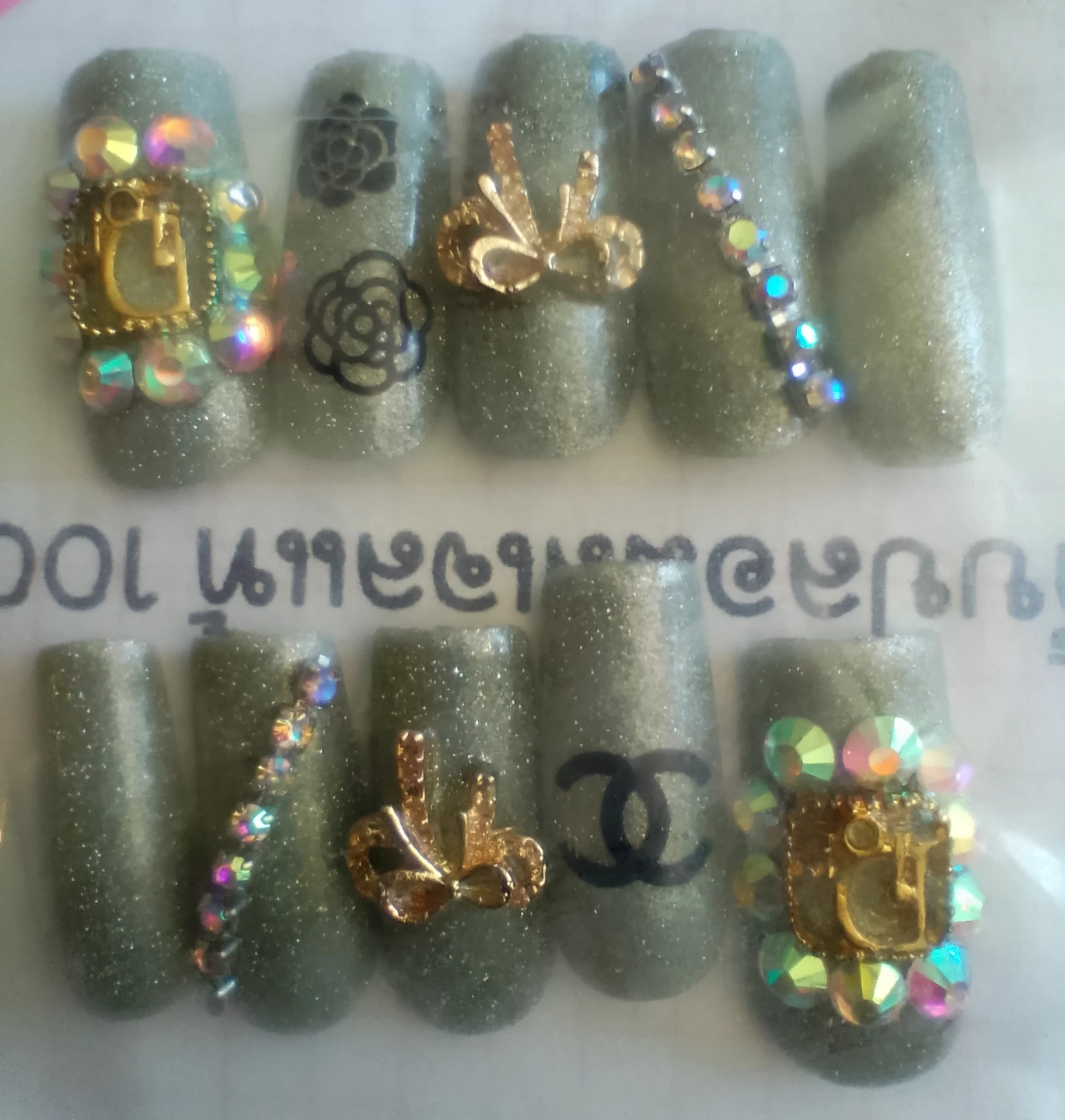 10 individual sets of designer inspired press-on nails - photo 4