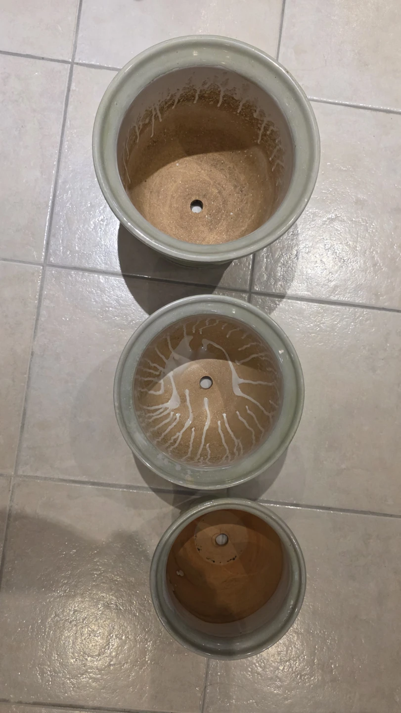 ⚽Set of 3 Ceramic Planters with Saucers - photo 2