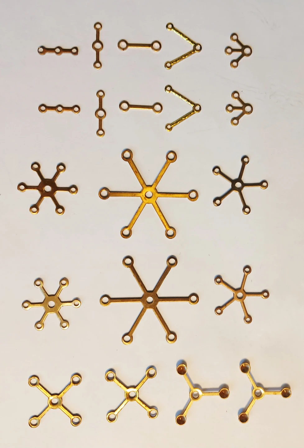 Lot of 20 Assorted Brass Connectors - photo 4