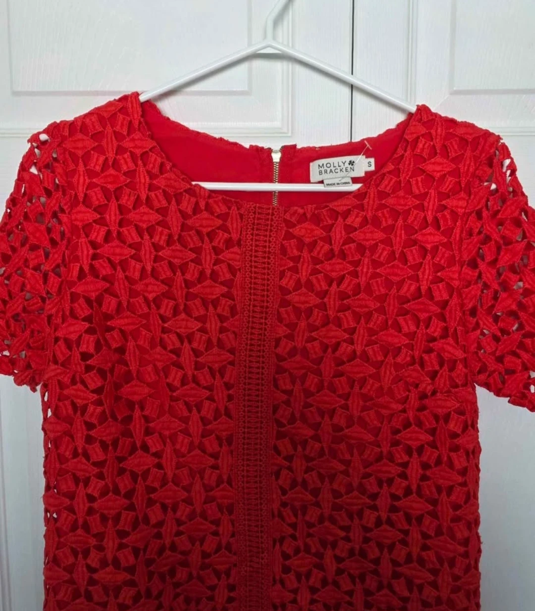 Molly Bracken Red Lace Dress - photo 2