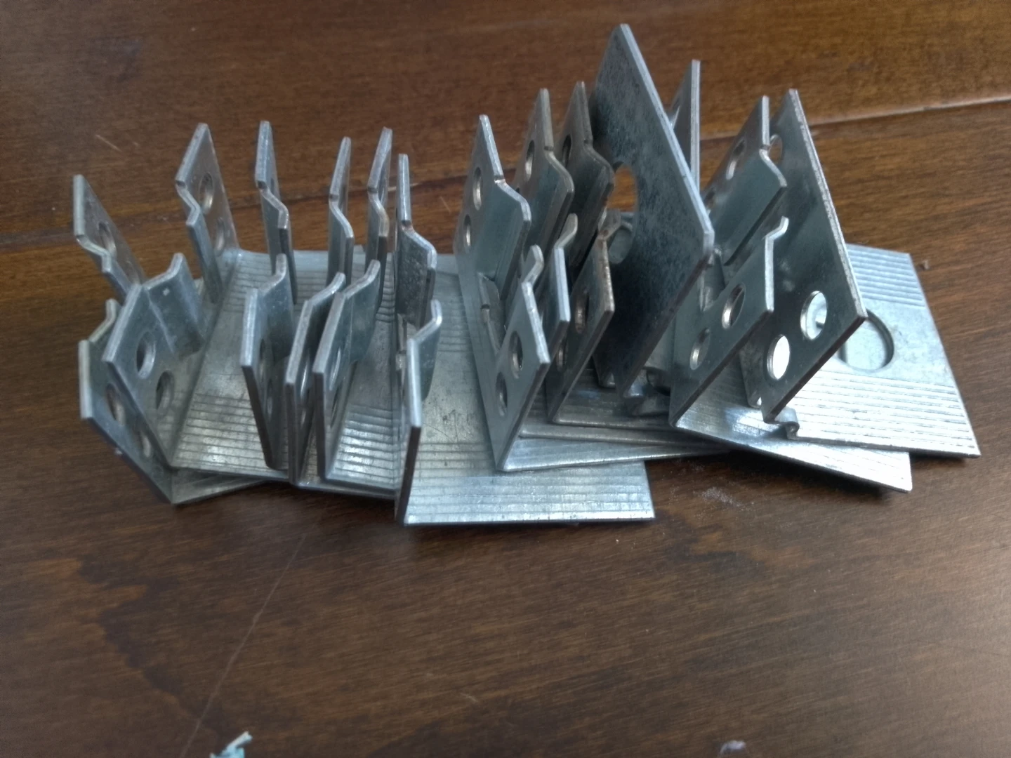 Metal Joist Hangers ⚽
