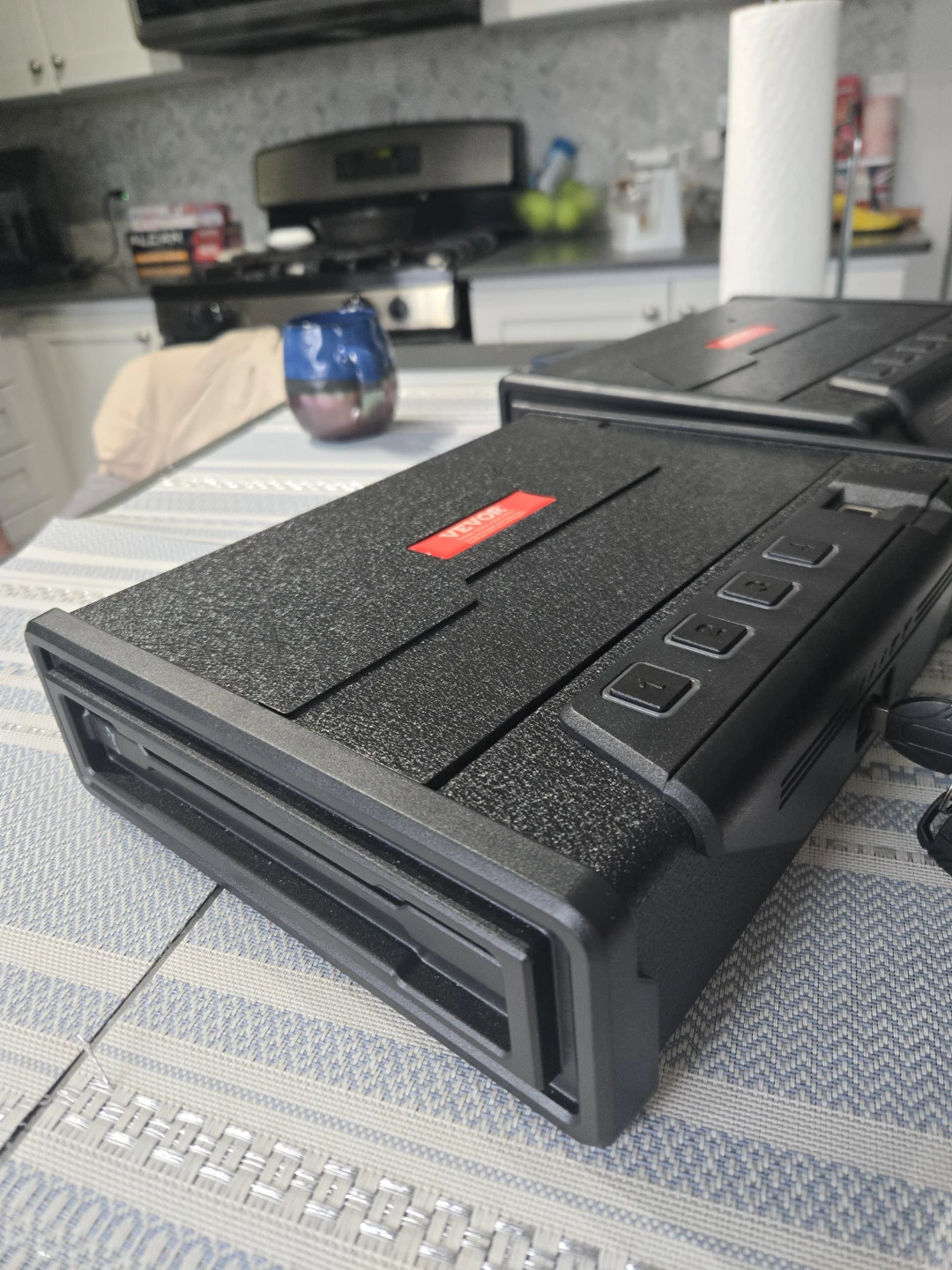 Vevor Biometric Gun/Valuable Safe - photo 3