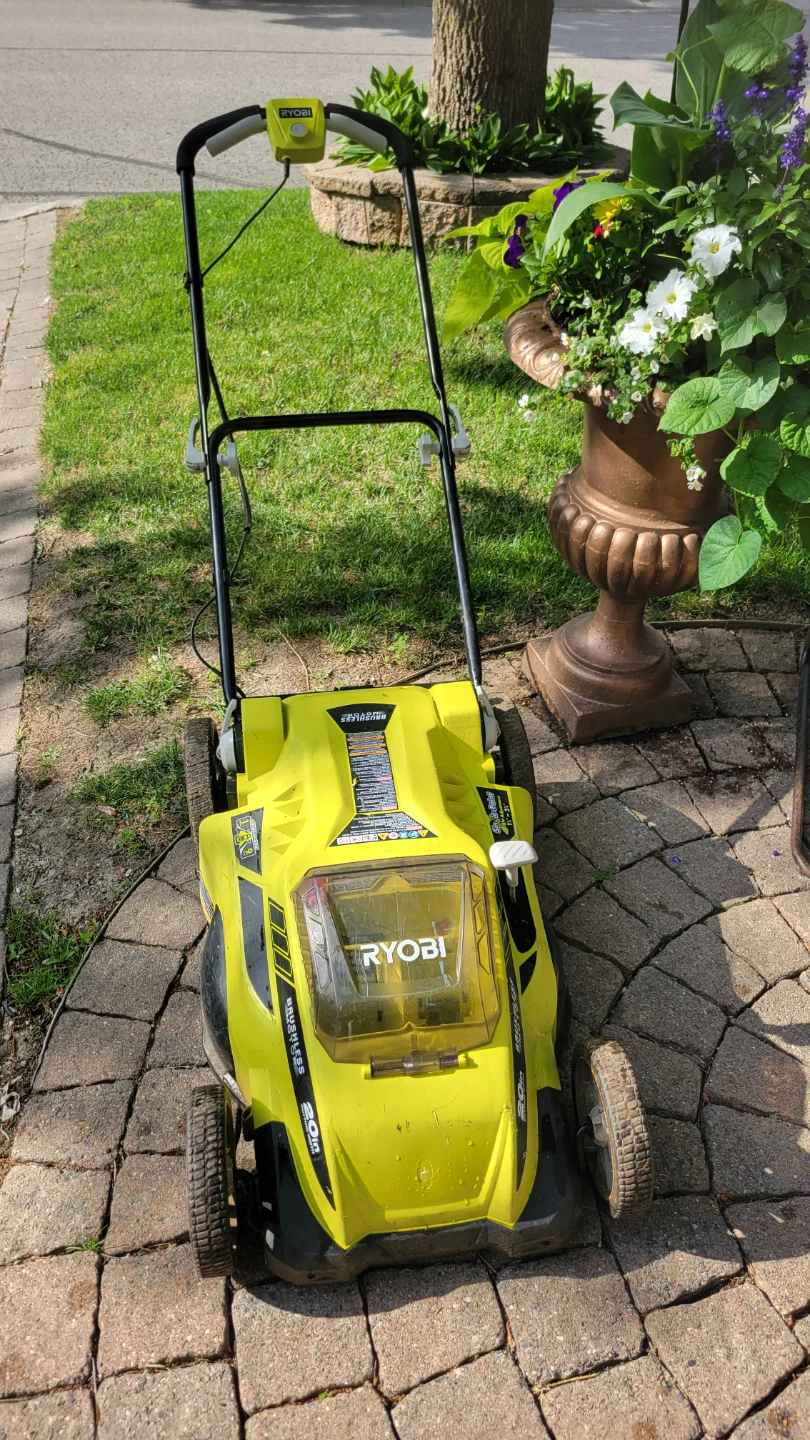 40V Ryobi 20-inch Cordless  LawnMower