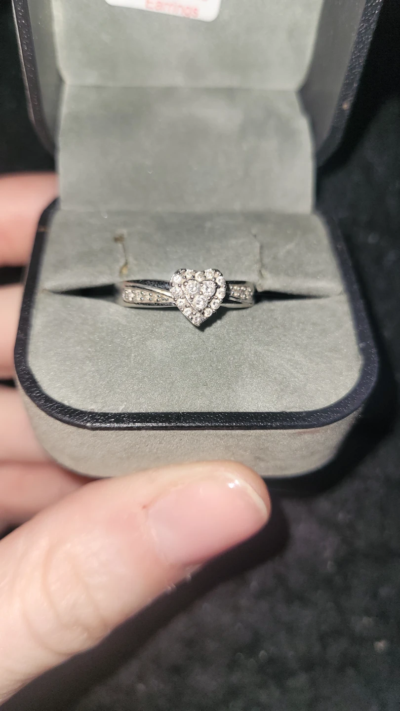White Gold Heart Diamond Ring