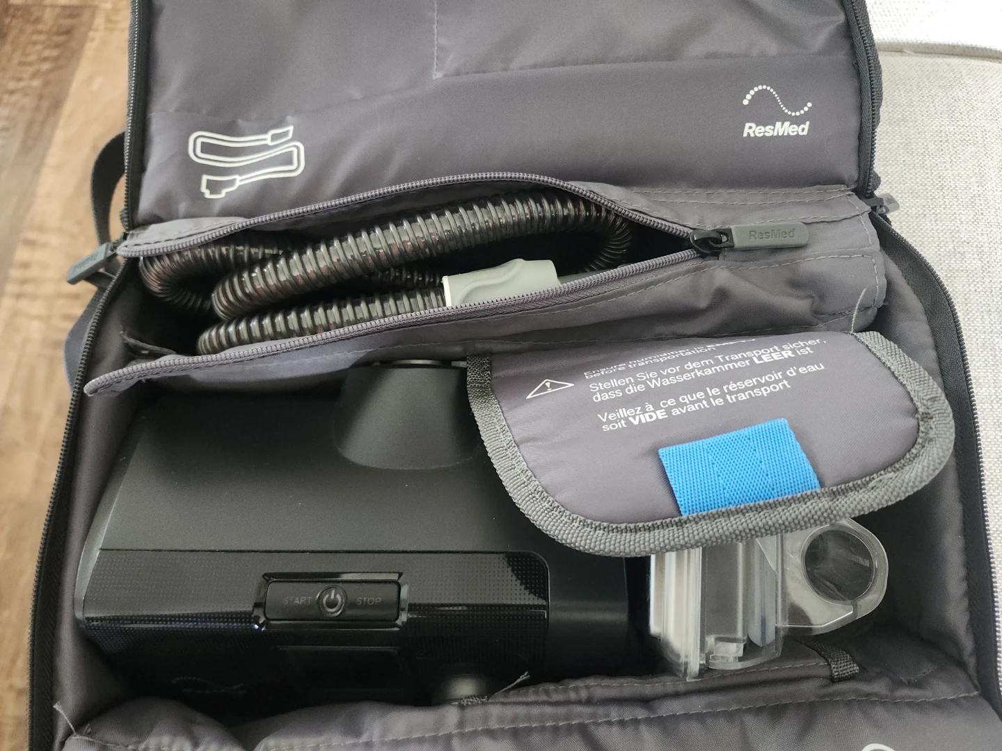 ResMed airsense 10 CPAP Machine and Accessories Travel Bag - photo 4