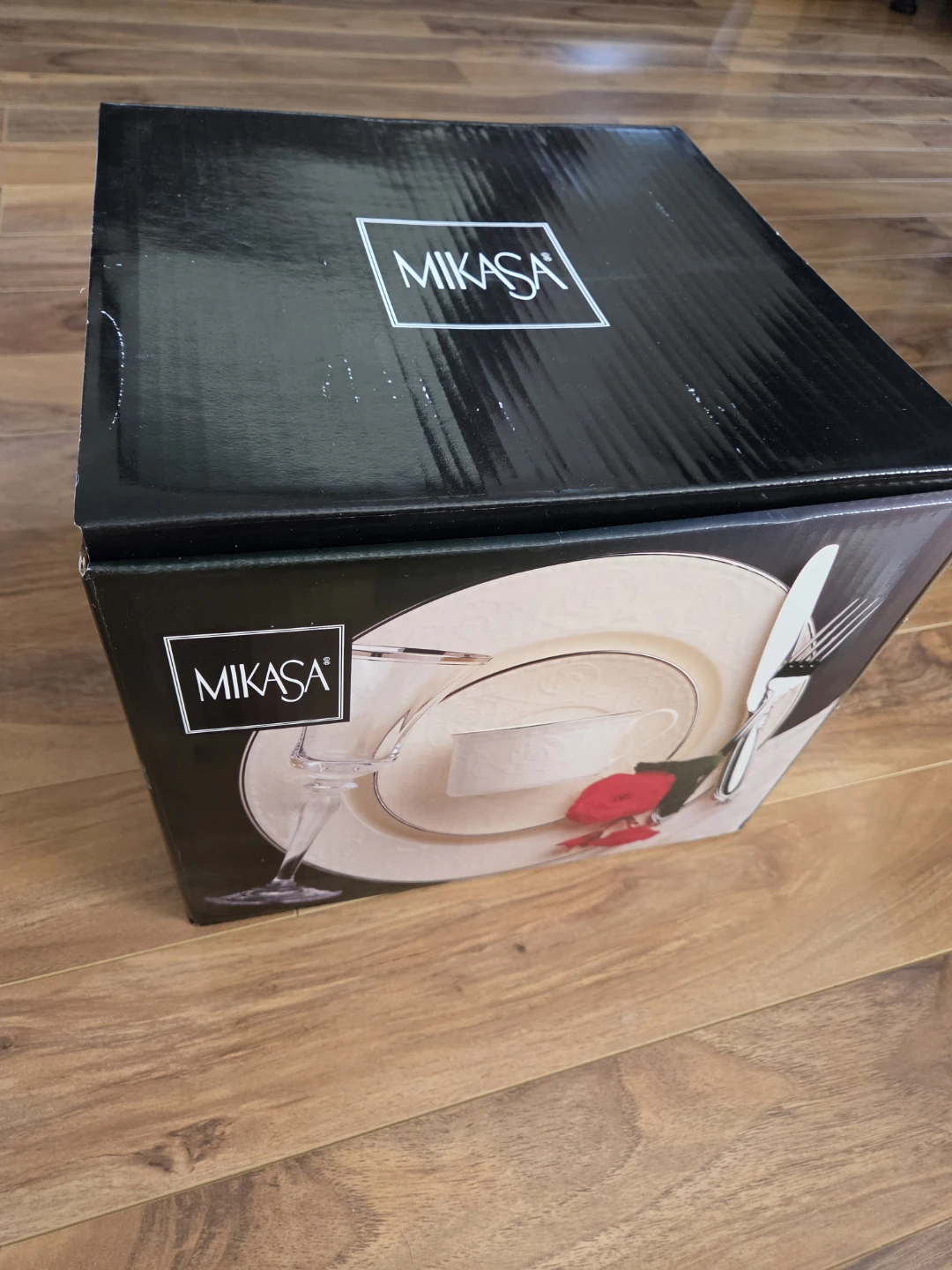 Mikasa Plaza Platinum 20 pc. Service for 4 Dinnerware Set - photo 2