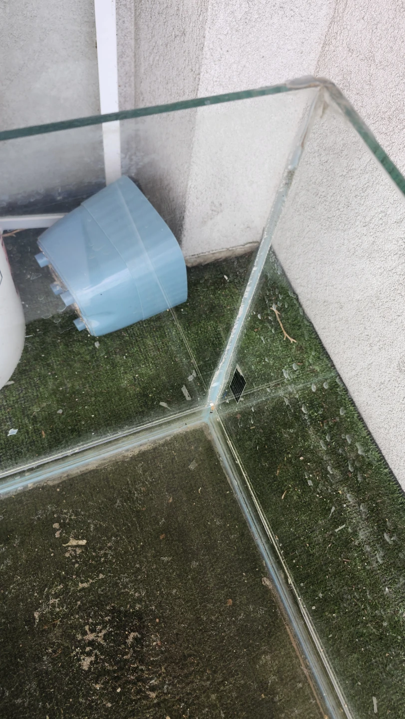 Glass Aquarium Tank - photo 4