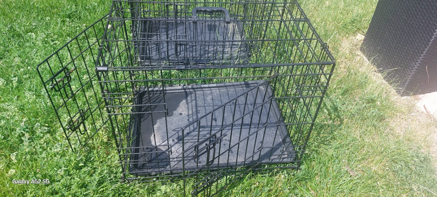 Two Pet Crate Cages with Trays - photo 5
