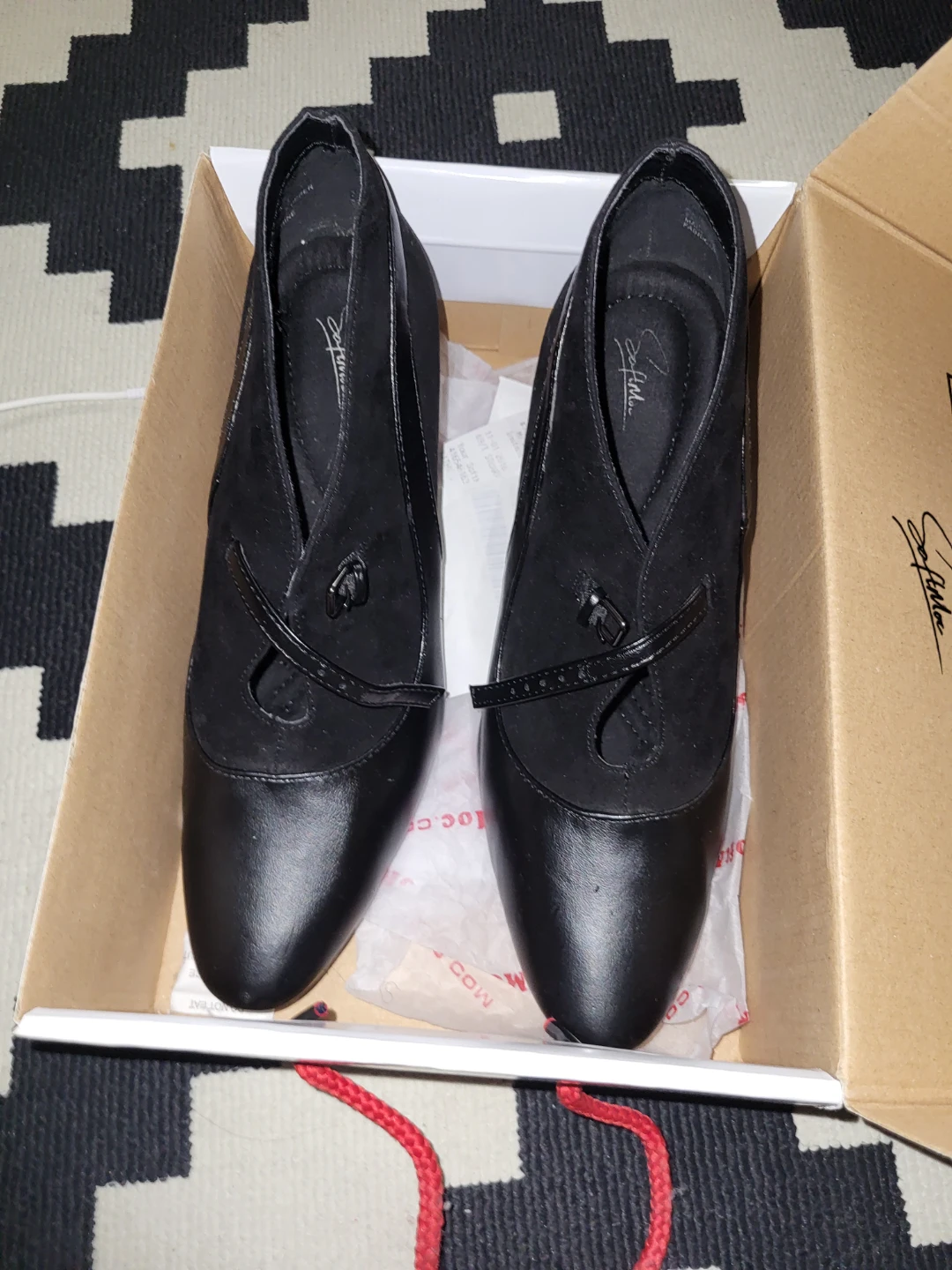 ⚽️ SoftMoc Dalilah Black Women's Heels - Size 8.5