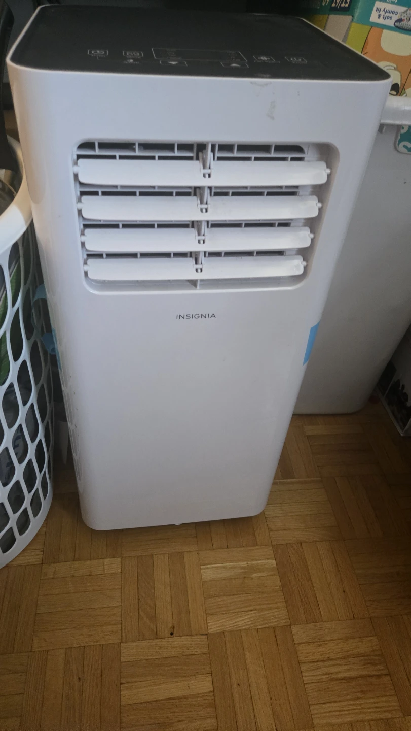 Insignia Portable Air Conditioner - photo 4