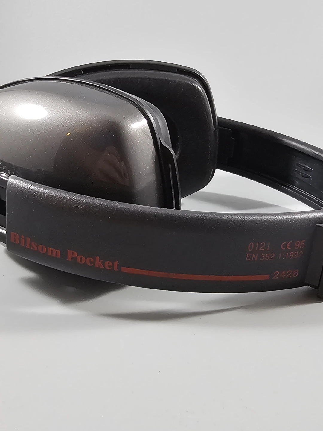 Pair of Bilsom Pocket Shooting Earmuffs Barely Used ⚽ - photo 3