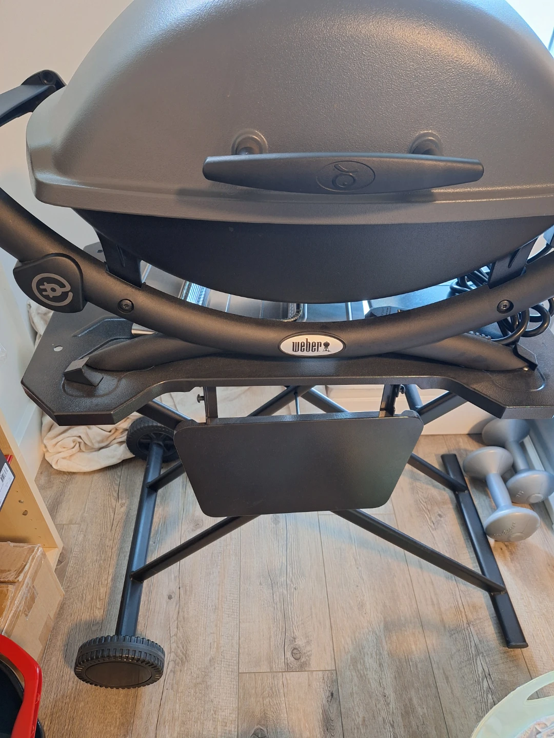 Weber electric grill $225 Q2400 - photo 4