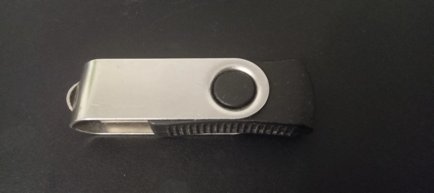 Silver and Black USB Flash Drive - photo 2