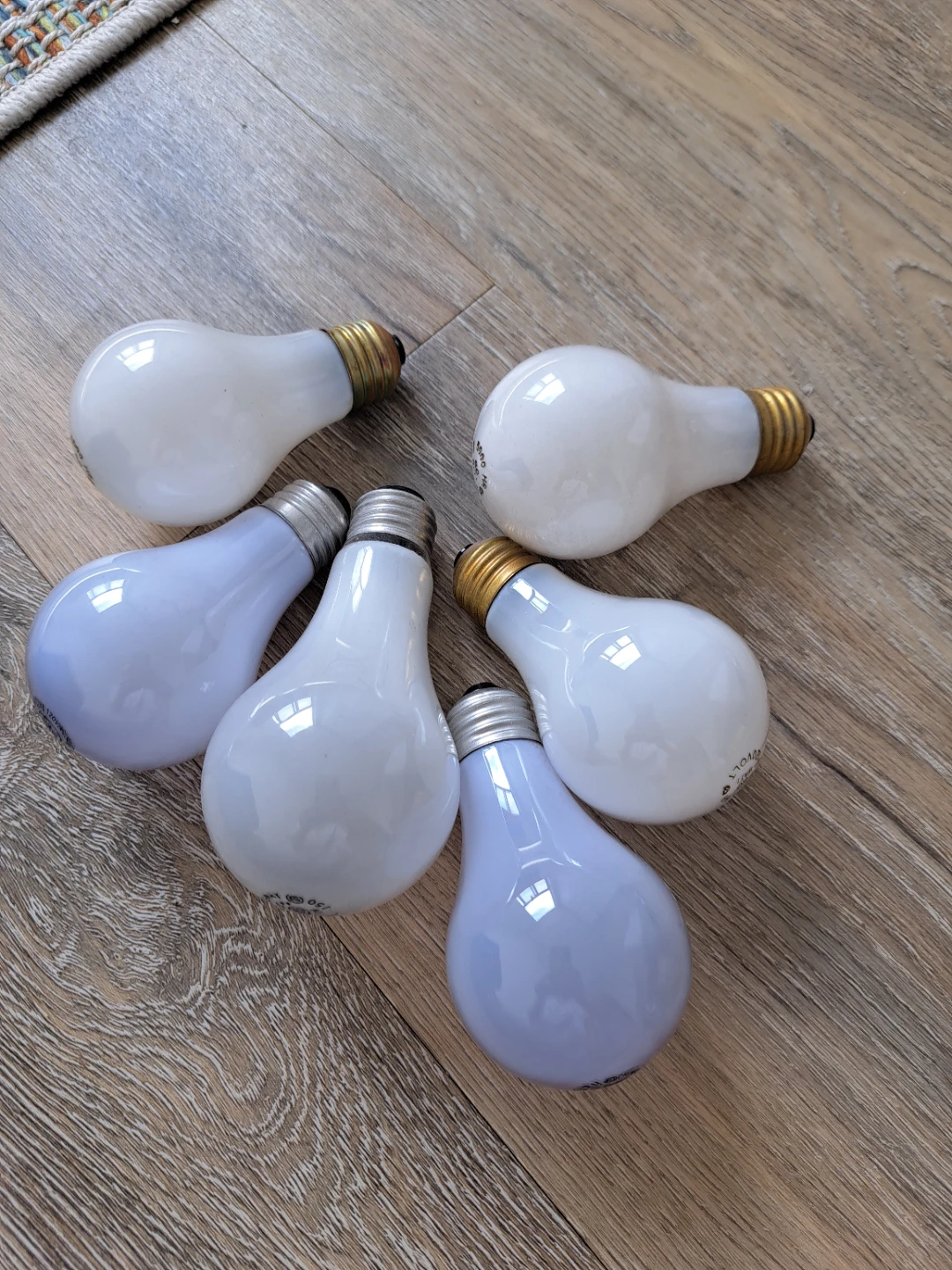 GE Reveal Light Bulbs - 60W - photo 2