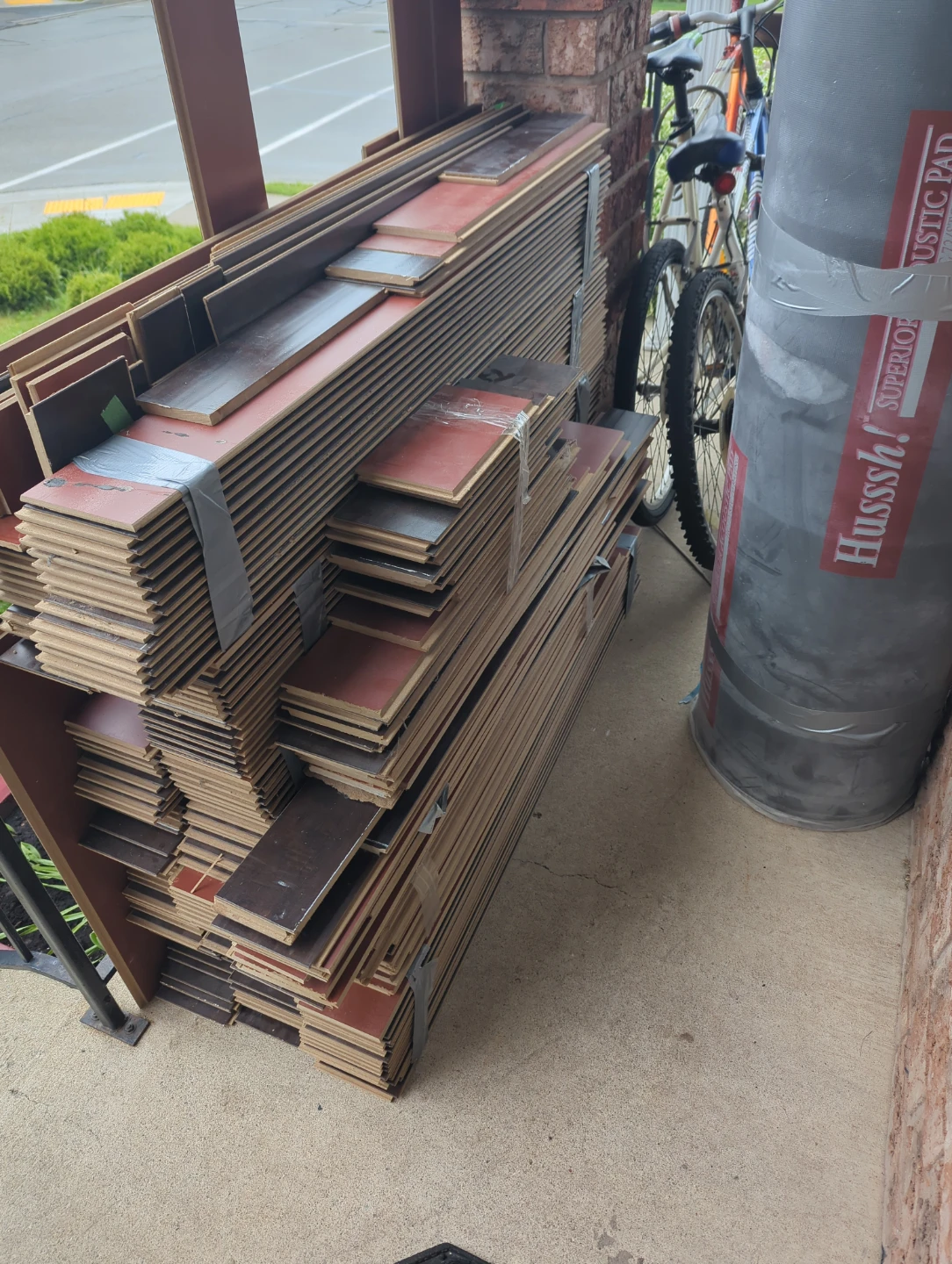 Laminate Flooring Planks