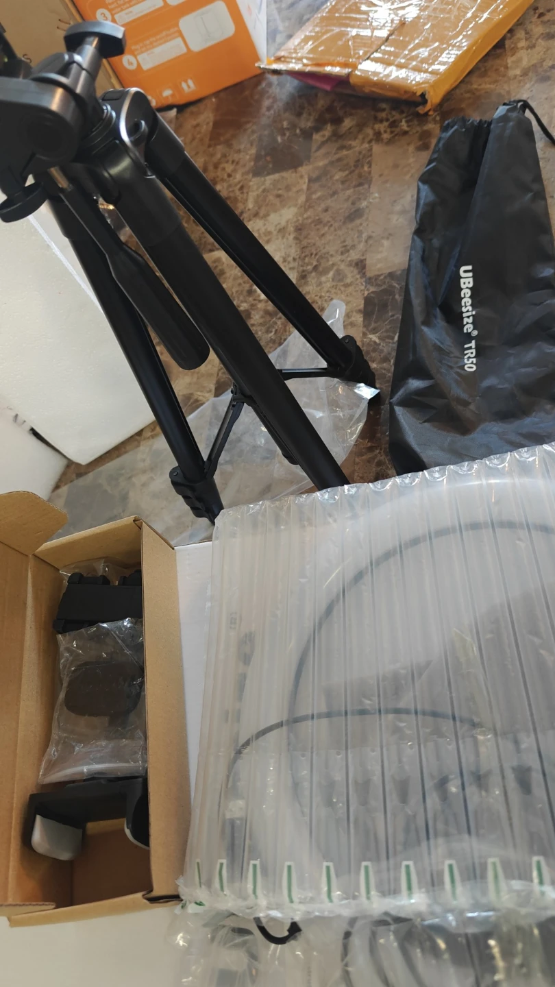 UBeesize TR50 Ring Light with Tripod - photo 3