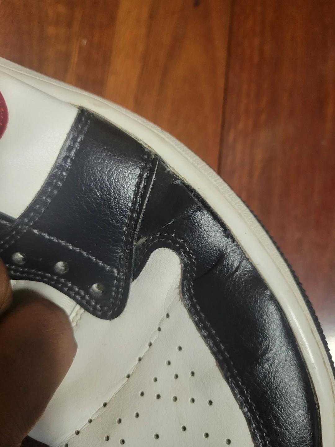 Air Jordan 1 Mid SE Men's Shoes Size 9.5 - photo 3