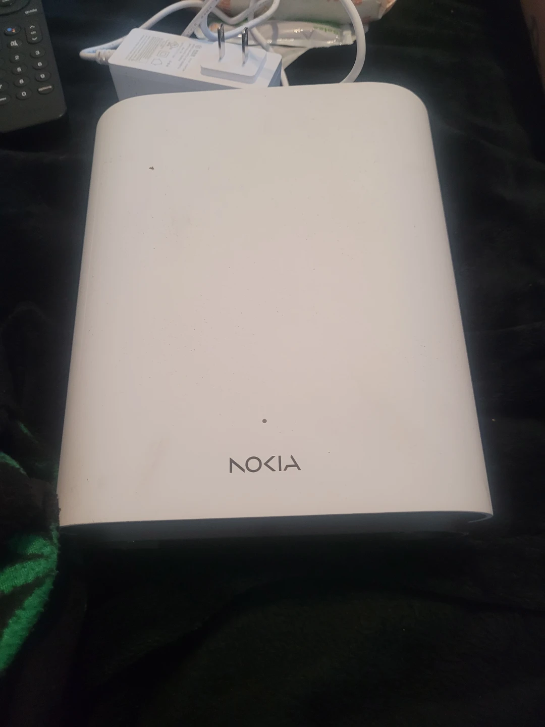 Nokia White Router/Gateway with Power Adapter - photo 2
