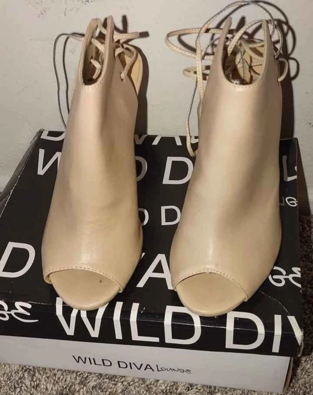 Wild Diva Lounge Nude Lace-Up Heels size 7 - photo 2