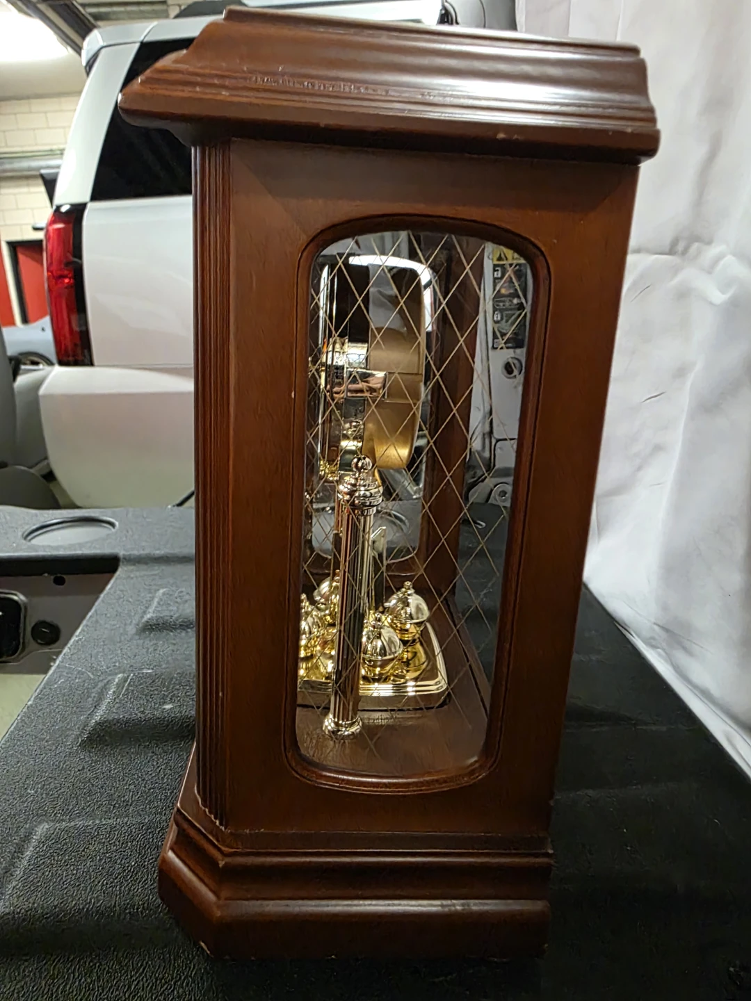 Bulova Wooden Mantel Clock with Pendulum - photo 2