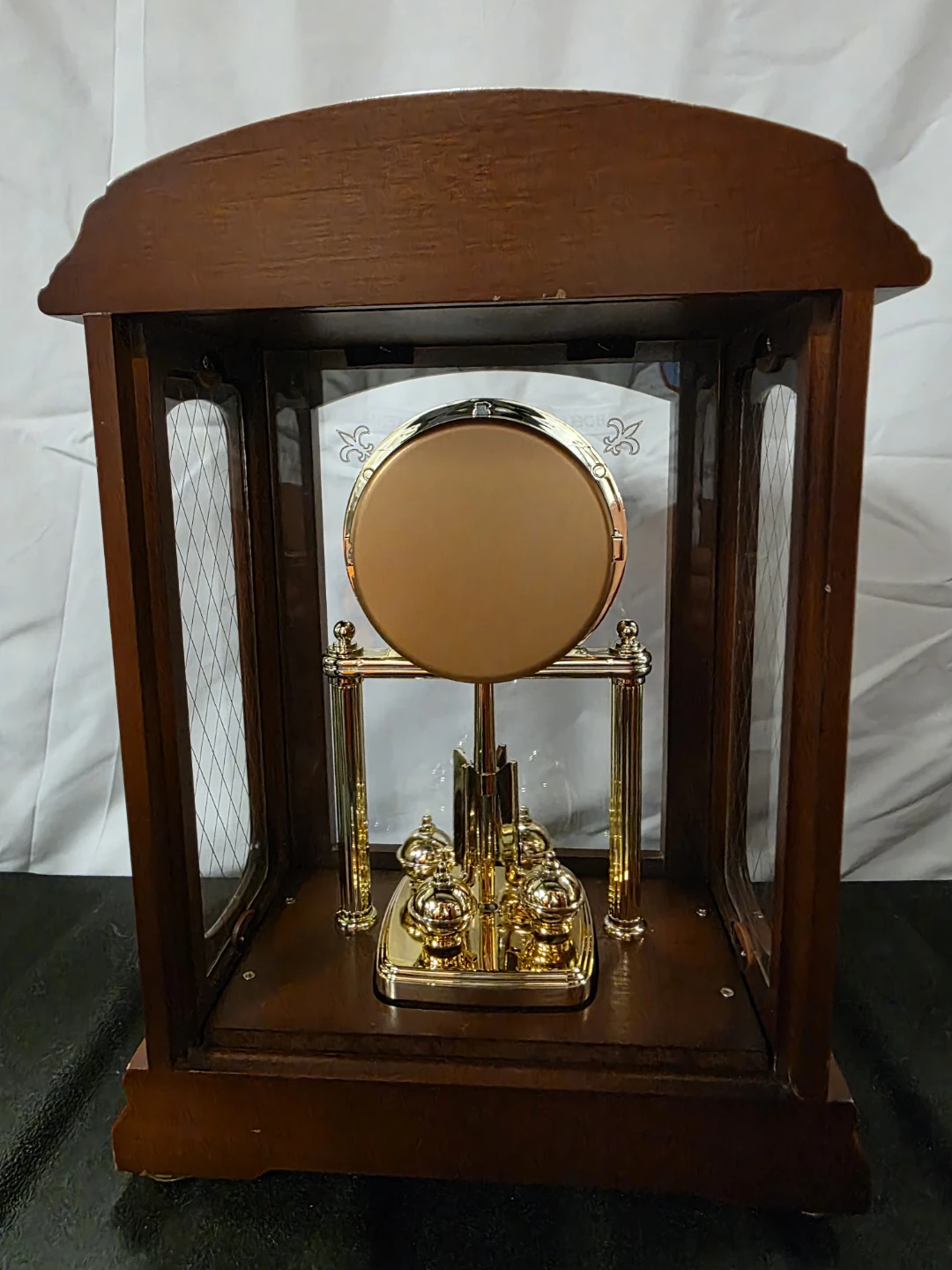 Bulova Wooden Mantel Clock with Pendulum - photo 5