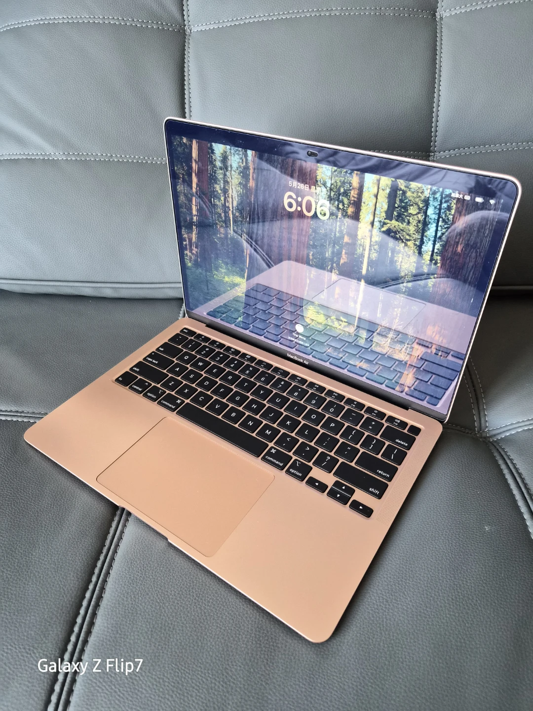 Apple MacBook Air (Rose Gold) 13 inch - photo 2