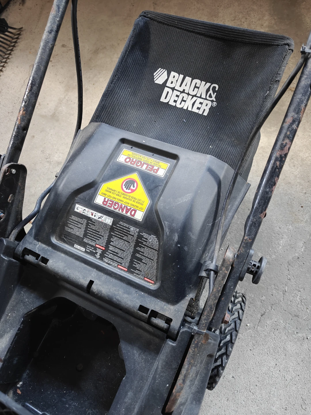 Black & Decker 36V Cordless Lawn Mower - photo 2