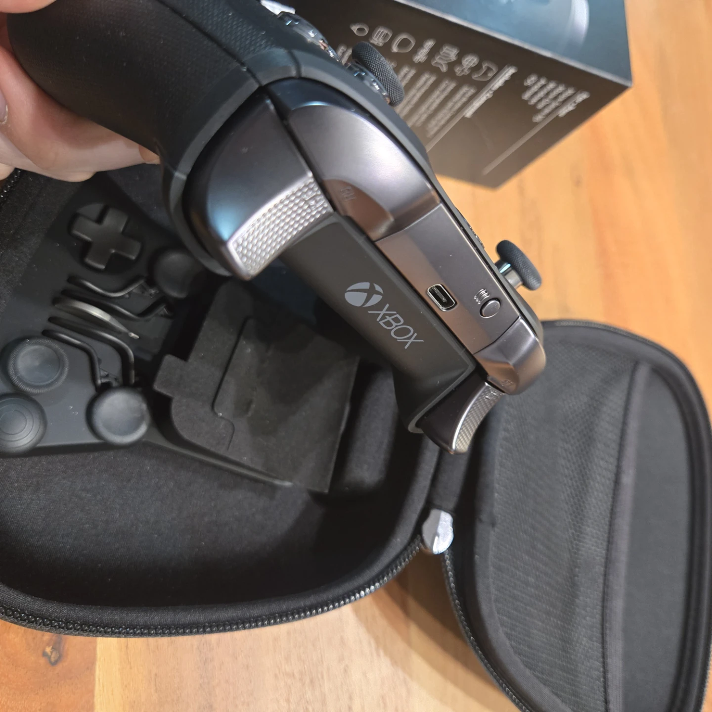Xbox Elite Series 2 controller. Gamepad Microsoft pro - photo 4