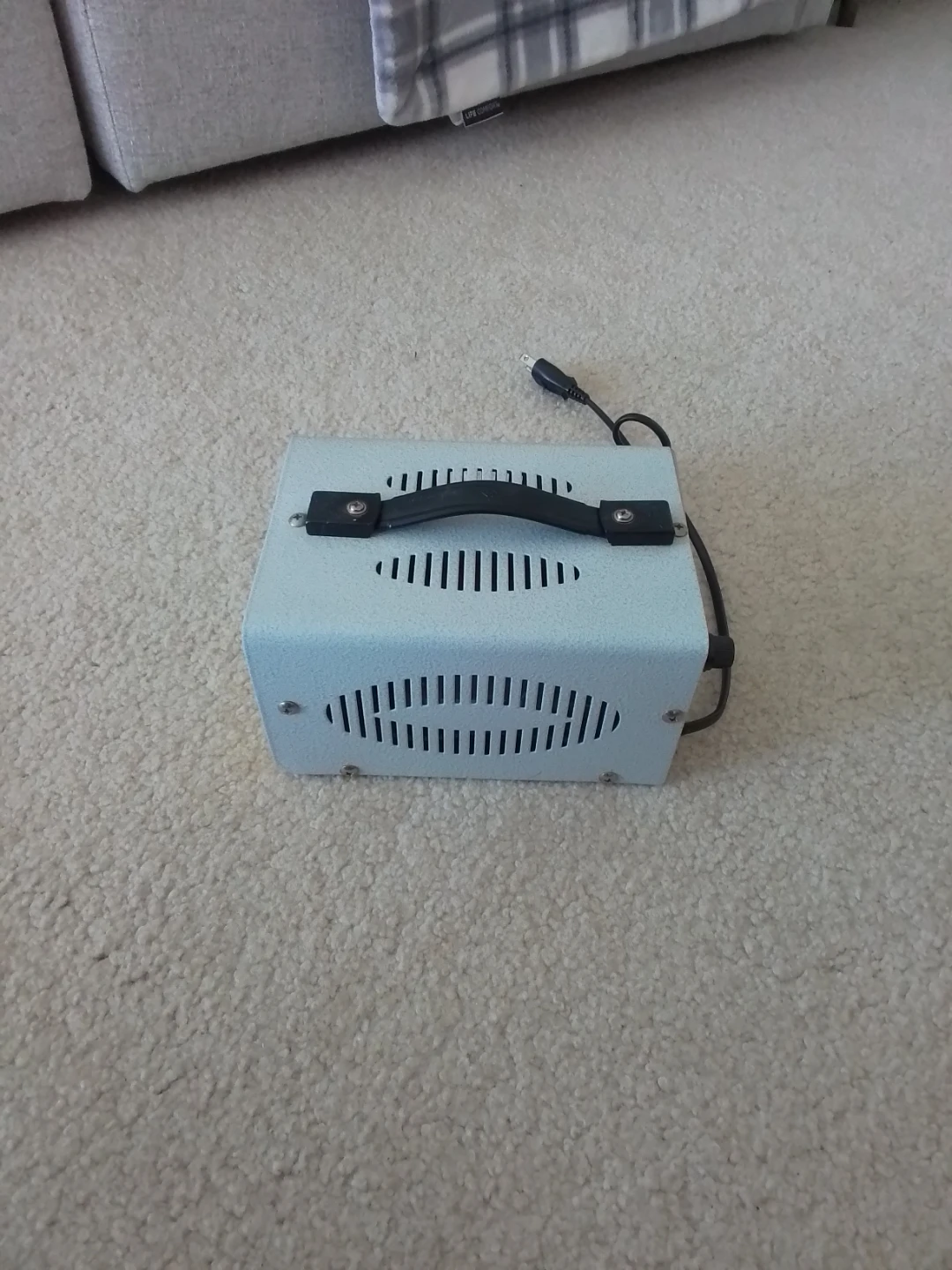 1KVA Voltage Converter - photo 2