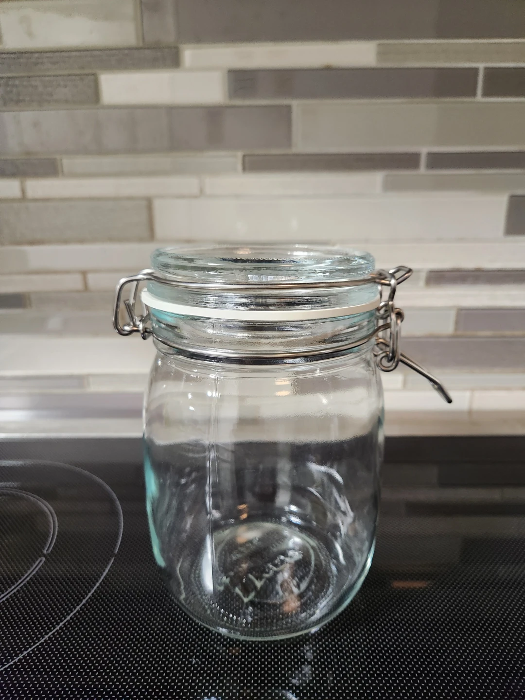 Glass Swing Top Jar