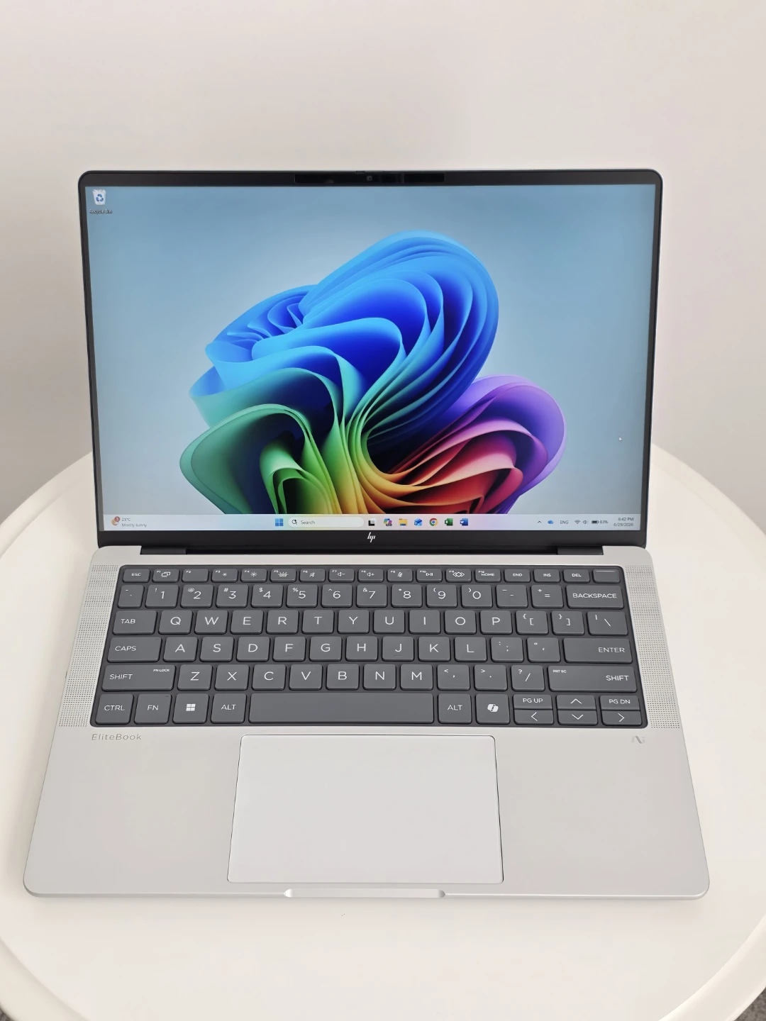 HP EliteBook 14" | Ryzen AI 9 PRO 375 | 32GB RAM | 1TB SSD - photo 2