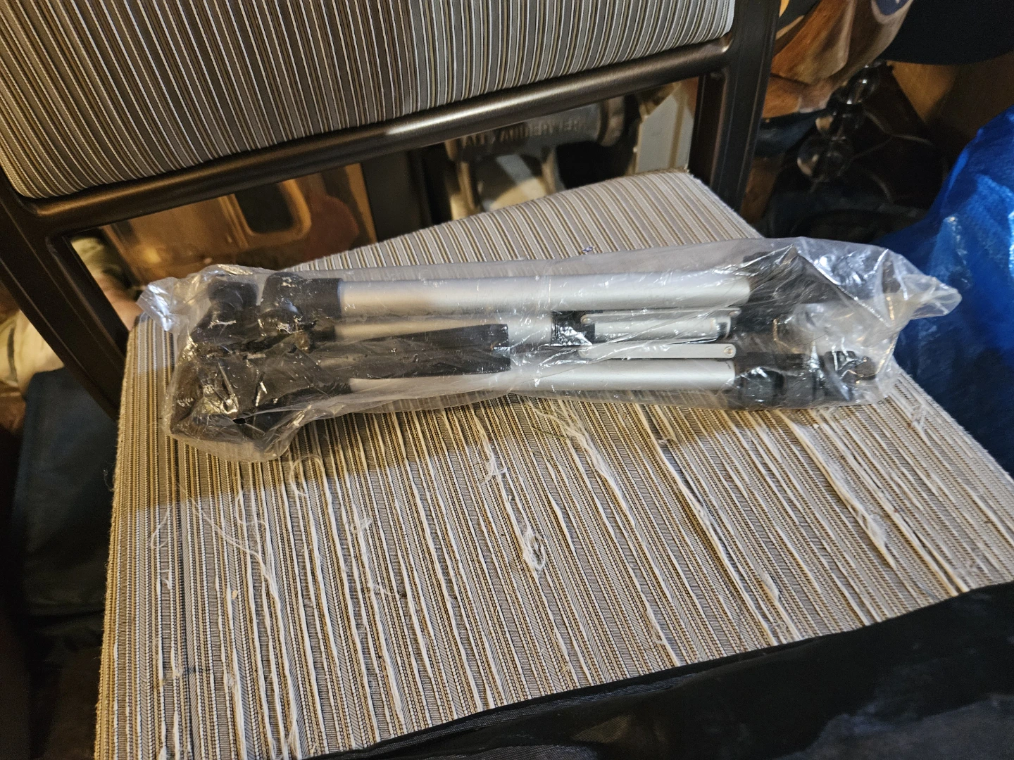 Fidelity Electronics Tripod - photo 3
