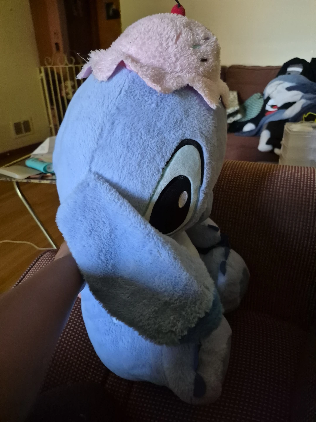 Jumbo stitch plush - photo 3
