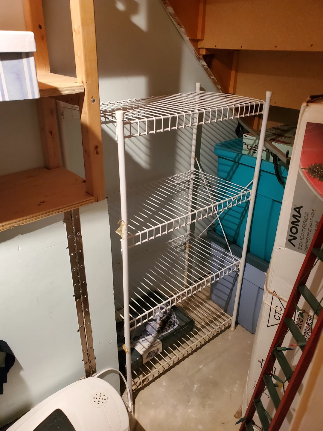White Wire Shelving Unit