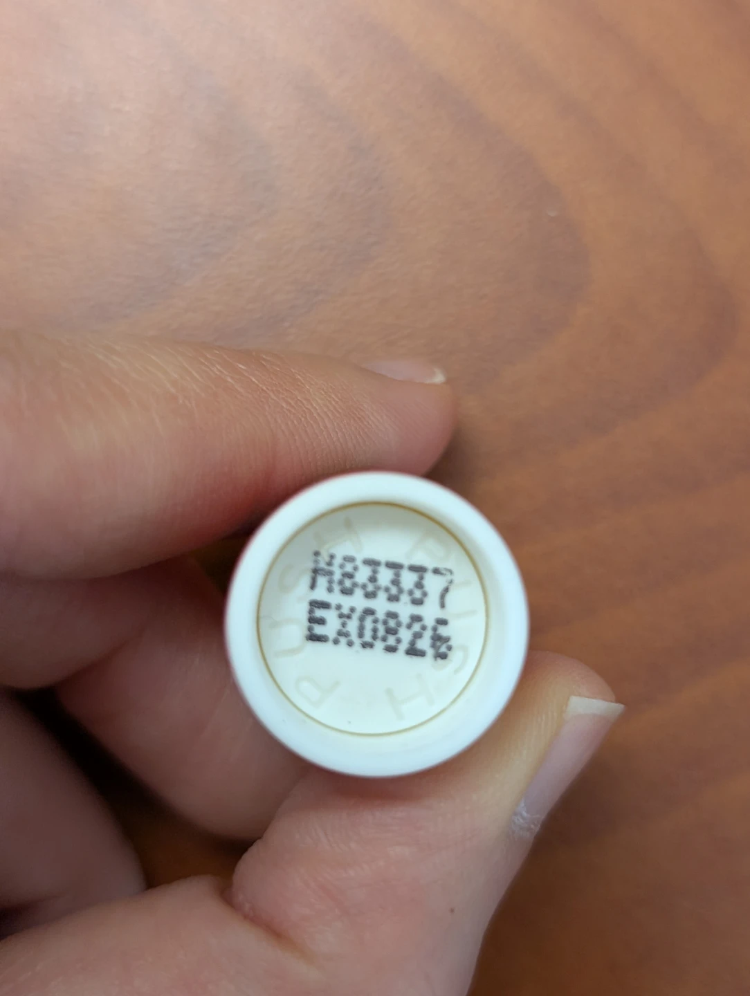 Oralabs Lip Naturals SPF 15 Bing Cherry Lip Balm - photo 2