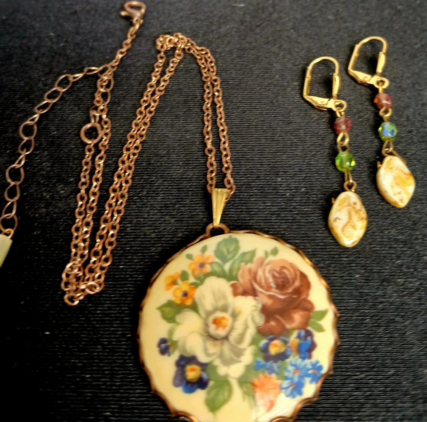 Floral Pendant Necklace and Earring Set
