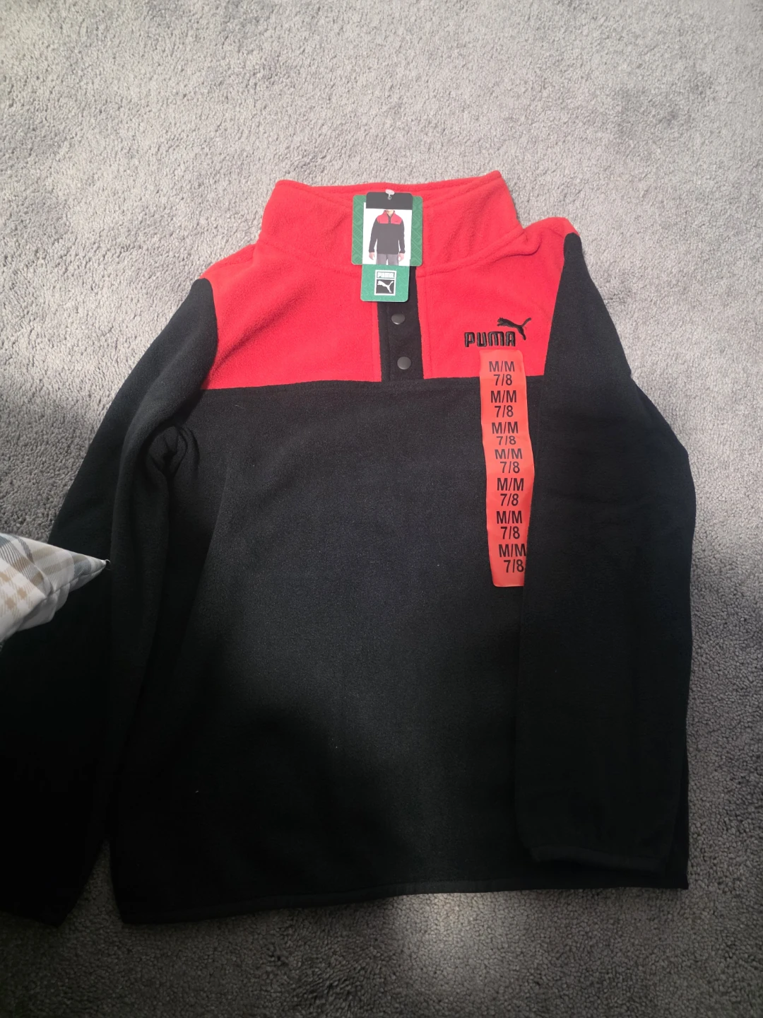 Puma Fleece Pullover - Black/Red - Size M/M 7/8