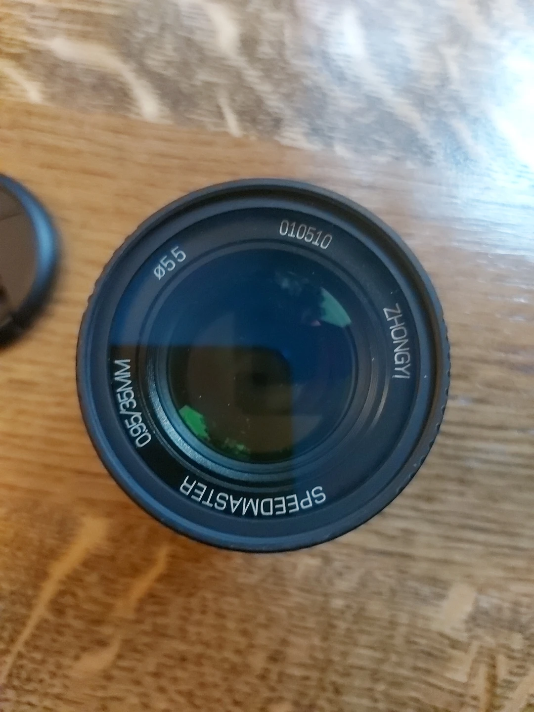 Mitakon Speedmaster 35mm f/0.95 Mark II manual-focus lens. - photo 4