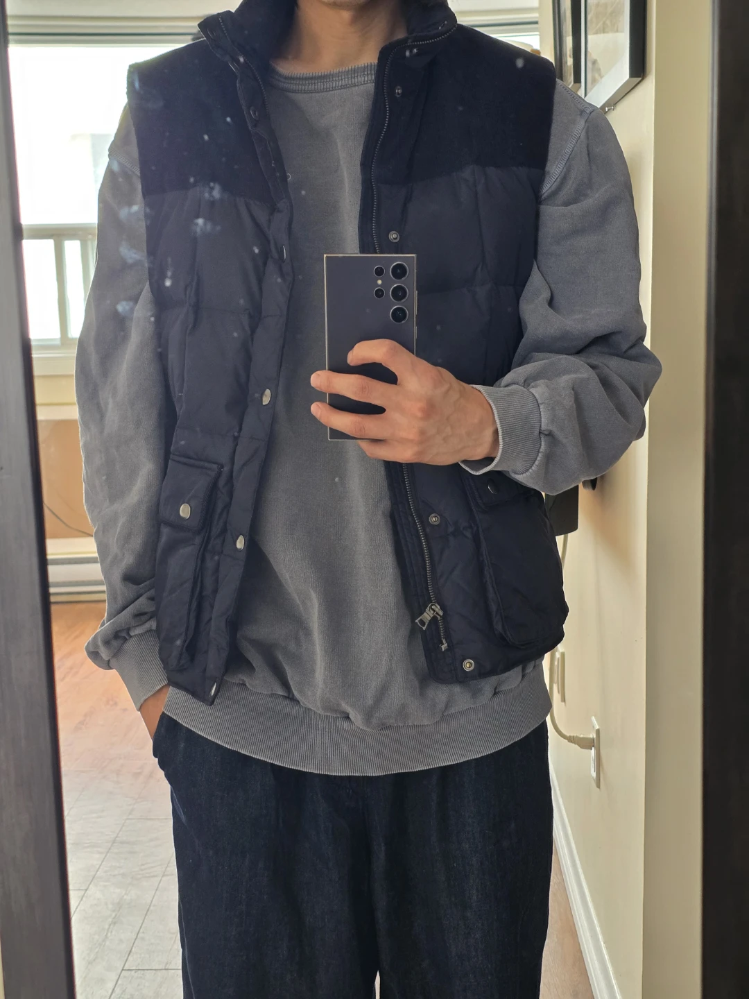 Banana Republic Navy Puffer Vest (M)