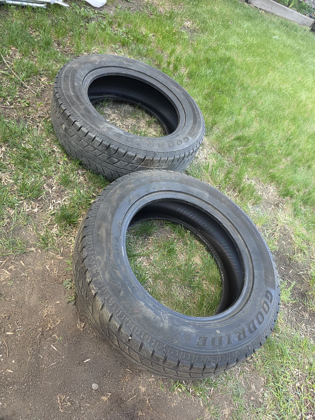 Goodride Winter Tires 225/65R17 102T