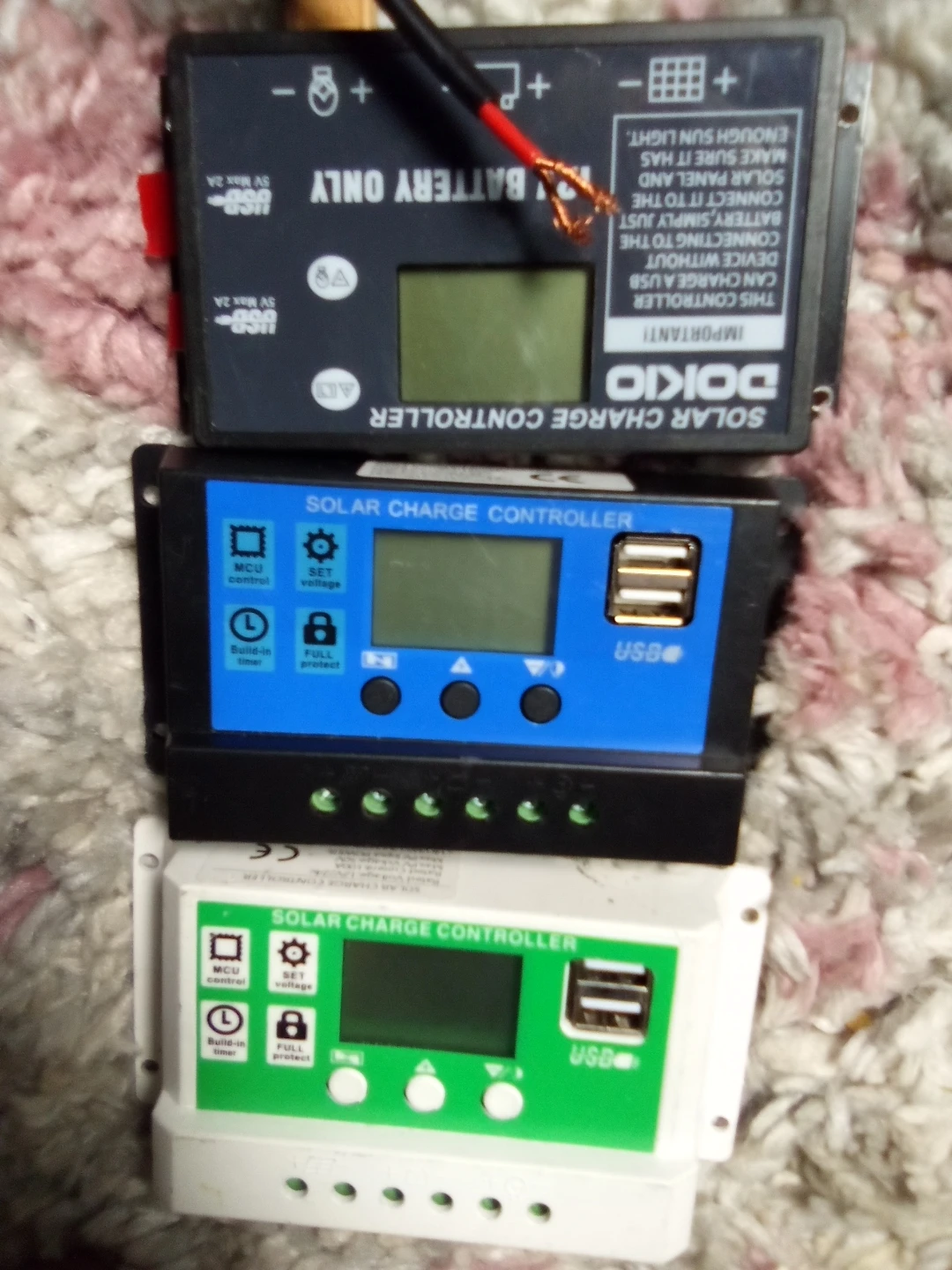 Solar Charge Controller - photo 2