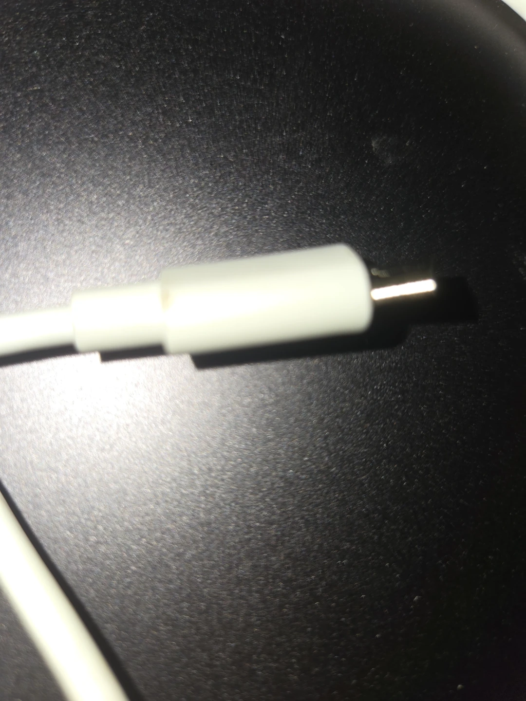 White USB Charging Cable -- end is coming out, see pics - photo 3
