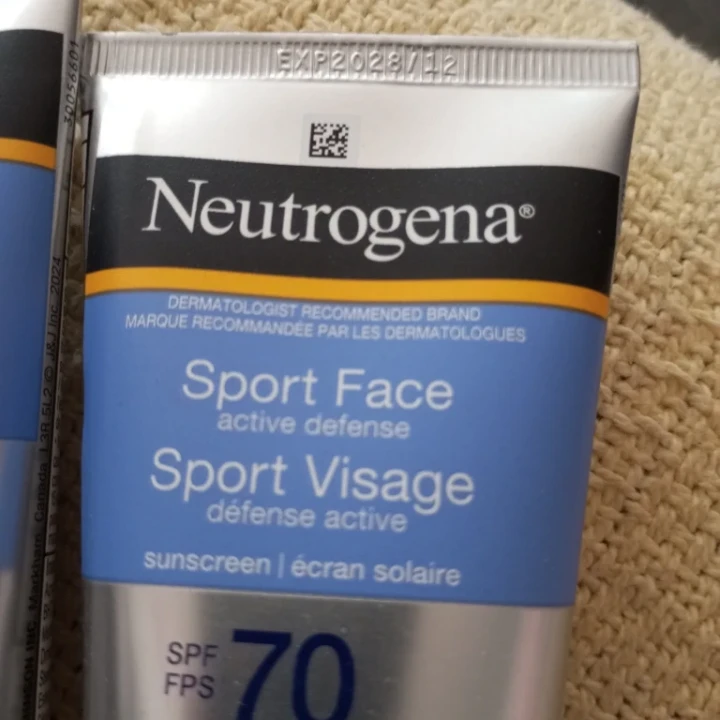 Neutrogena Sport Face SPF 70 Sunscreen - 73 mL Tubes (3-Pack) - photo 2
