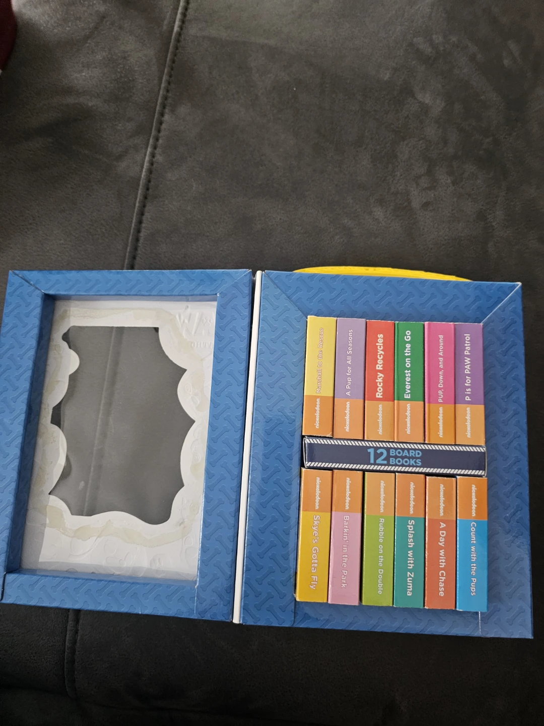 Nickelodeon Paw Patrol 12 Board Book Set - photo 2