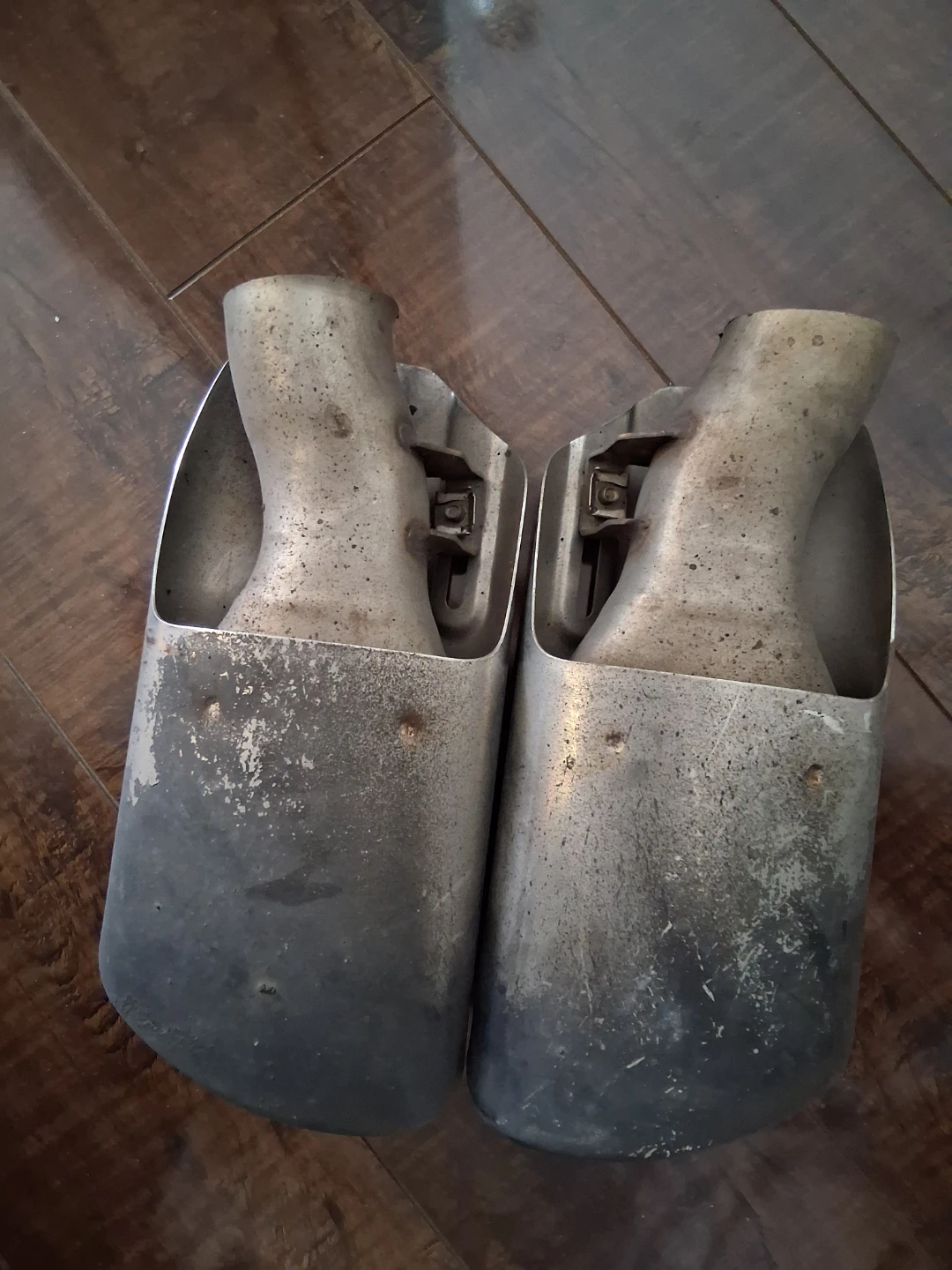Pair of Exhaust Tips