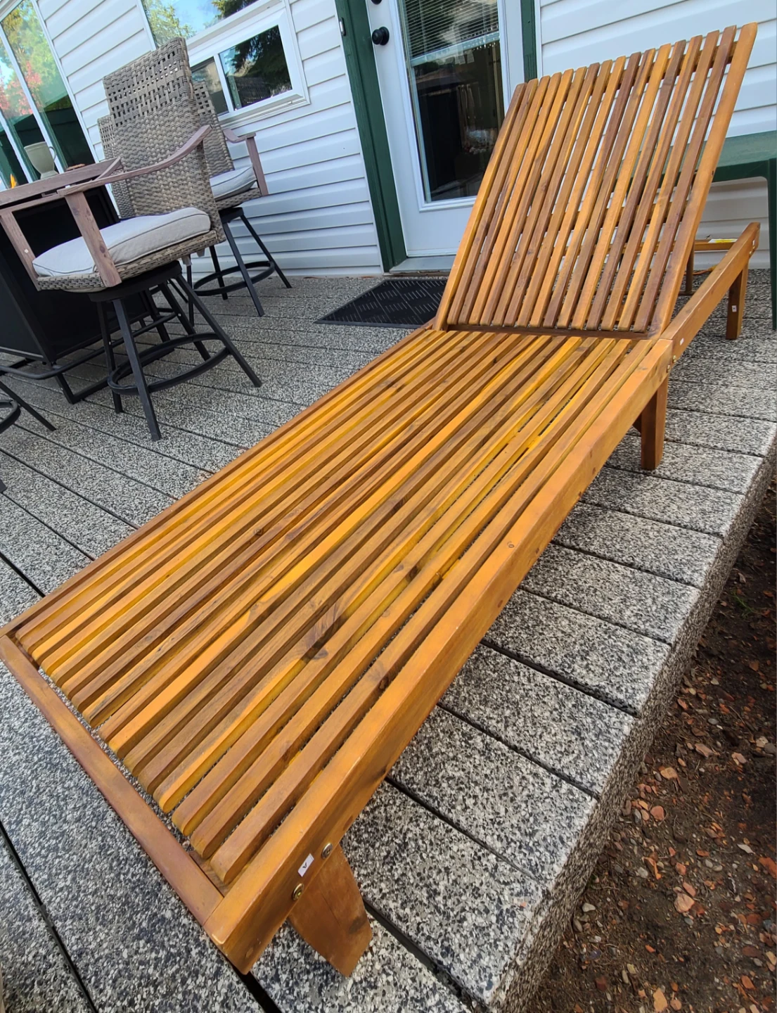 Acacia Wood Chaise Lounge