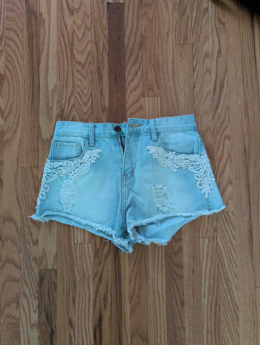Light Wash Denim Shorts with Lace Detail ⚽