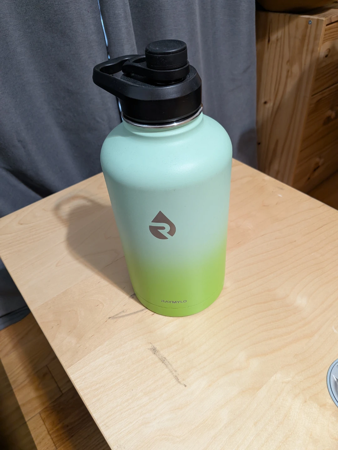 RAYMYLO Water Bottle